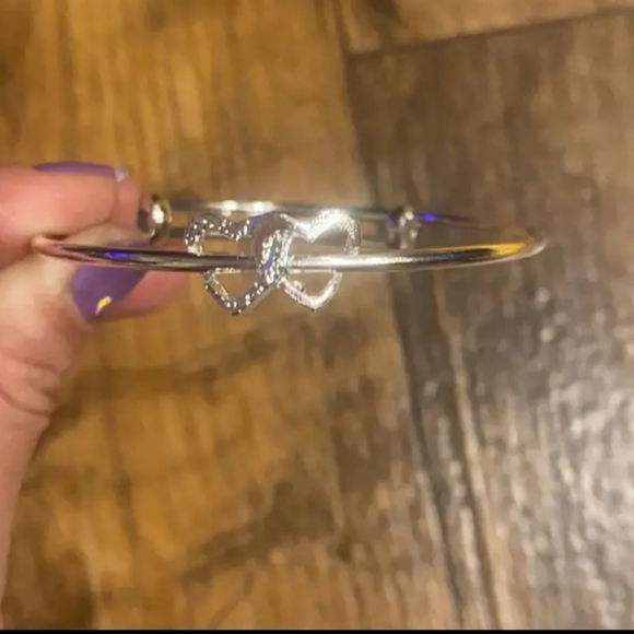 Adjustable Double Hearts Bracelet - Picture 9 of 11